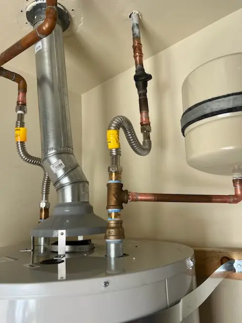 Water heater installation and plumbing repair in Springfield Forest